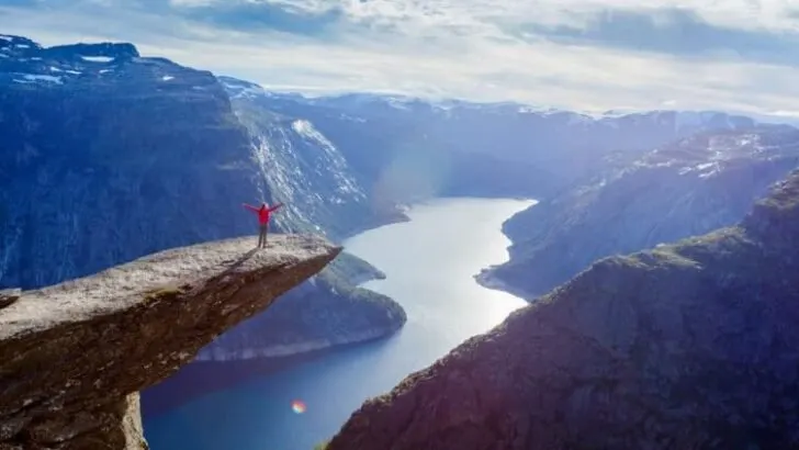 Top 20 Best Day Hikes in the World