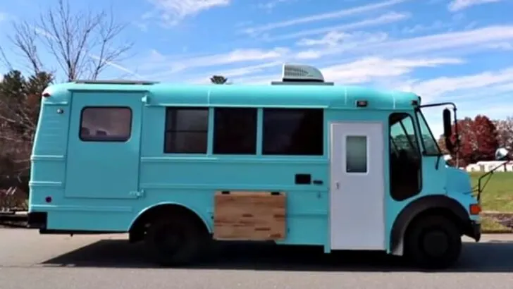 33 Must See School Bus Conversions on Youtube