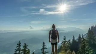 How long does a five mile hike take