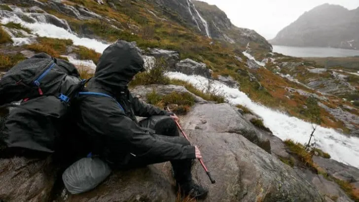 Hiking In The Rain | 27 Tips From An Outdoor Adventure Guide