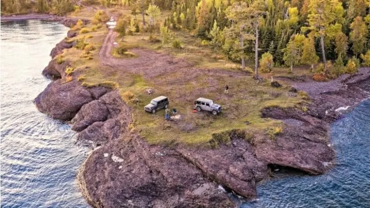 What is the Best Vehicle for Overlanding?