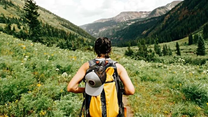 How do You Stay Cool While Hiking? 17 Essential Tips