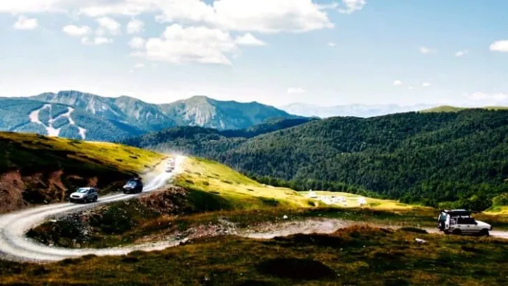 Where can I go Overlanding? 10 Epic North American Routes