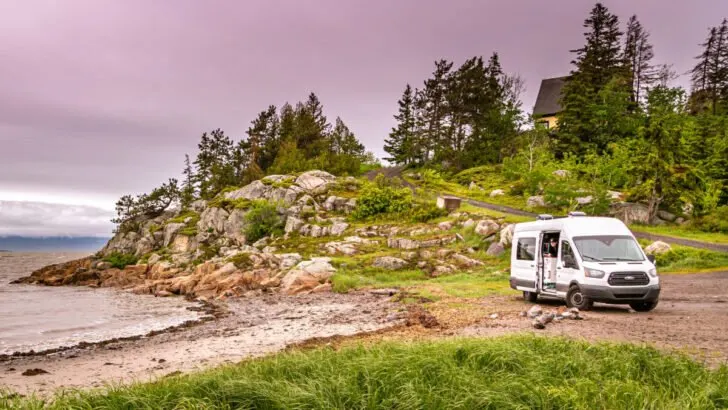 Smallest RV with Shower and Toilet? (11 Crowd Favorites)