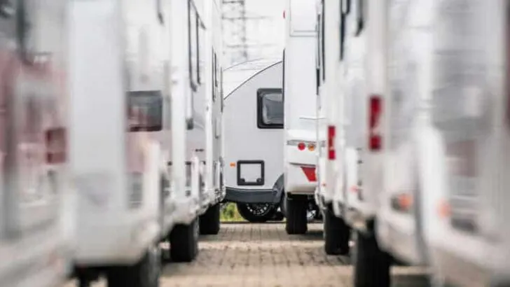 What is the Cheapest State to Buy a Camper?