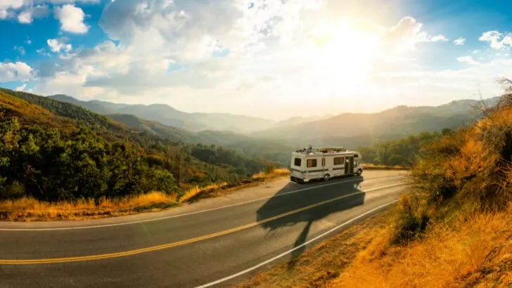 What&rsquo;s The Best Roof Coating for an RV? (7 Crowd Favorites)