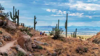 can you hike in 100 degree weather