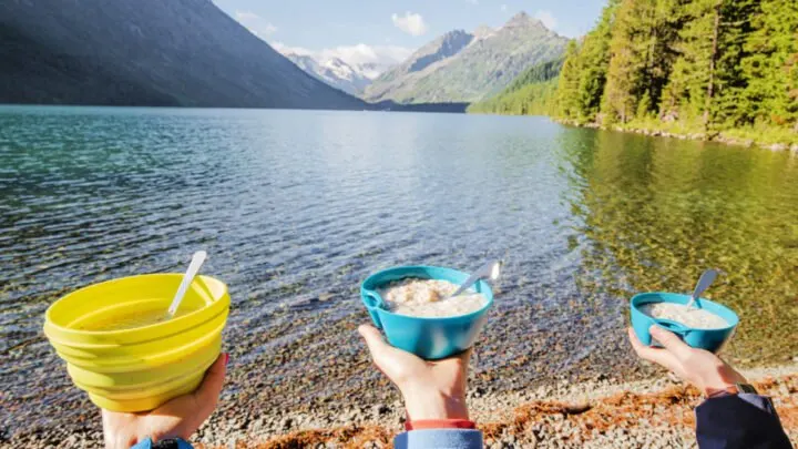 What is a Good Backpacking Breakfast? (4 tasty ideas)