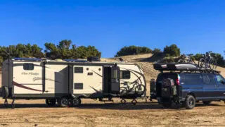 does a travel trailer need a generator