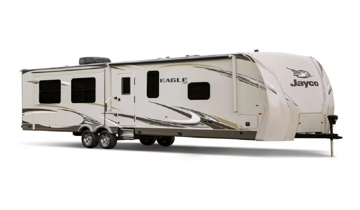 what travel trailers are 4 Season