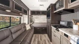 what is the average interior height of an rv