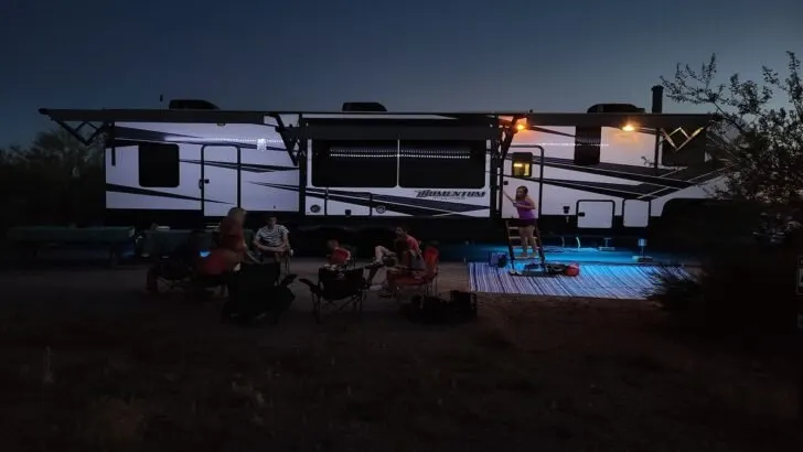 Is there an RV with 2 master bedrooms?