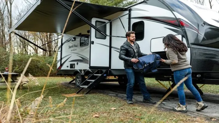 What is the 3/3/3 Rule for RVing?