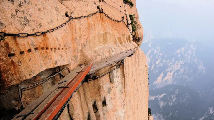 Top 10 Most Dangerous Hikes in the World